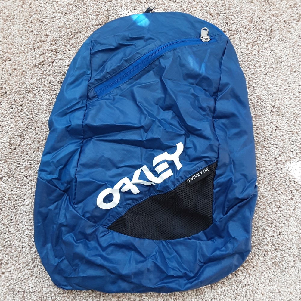 Oakley Factory Lite packable backpack - Blue - EUC